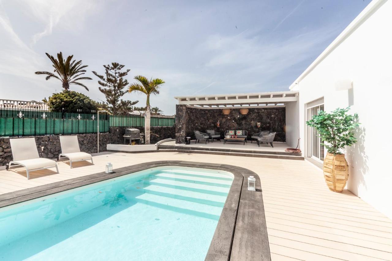 Luxury Casa El Marques Villa ปูแอร์โตเดลคาร์เมน ภายนอก รูปภาพ
